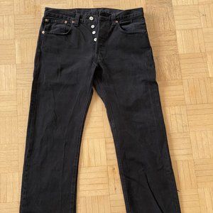 501 Black Levi's Size 32x32